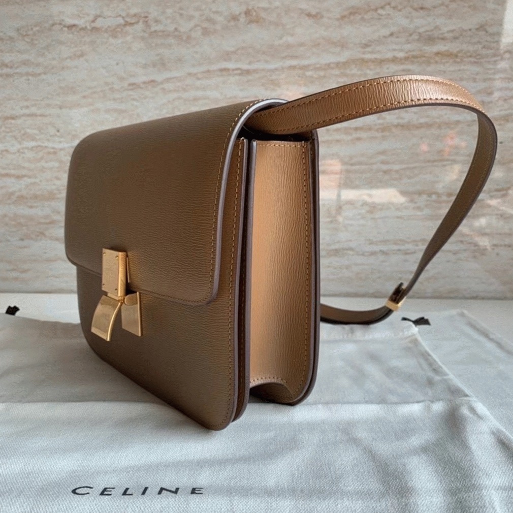 Top Quality Replica Ce1i*e Classic Box Medium Bag In Camel