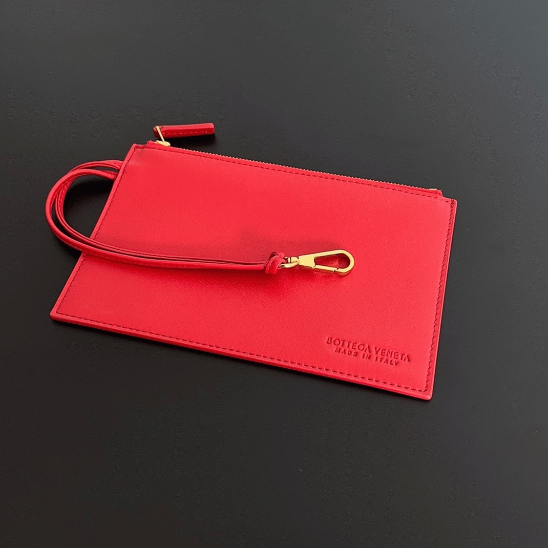 Top Quality Fake B0tt*ga Ven*ta Cabat Mini Bag In Red Intrecciato Lambskin