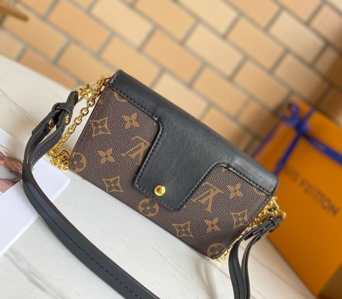 L0vis Vvtt0n Monogram Canvas Padlock On Strap Bag In Black