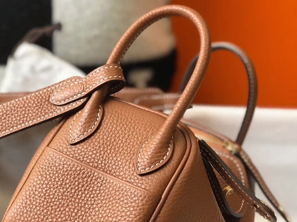 Top replica H**me5 Lindy Mini handbag in gold