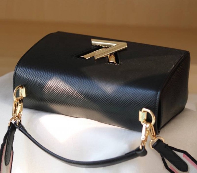 L0vis Vvtt0n Epi Leather Twist MM Bag Black With Jacquard Strap