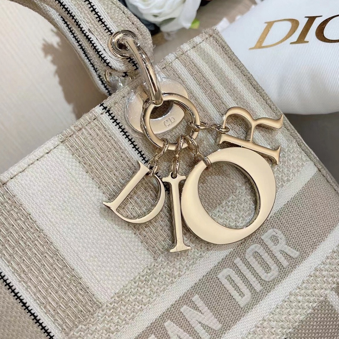 D10r Lady D-Lite Medium Bag Knockoff in Beige Stripes Embroidery