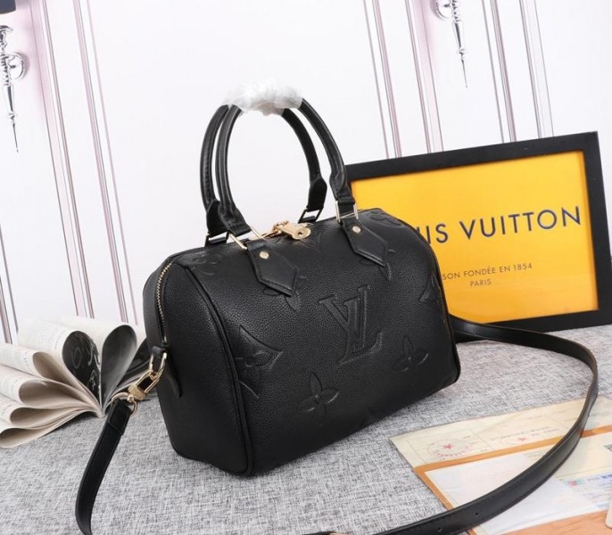 L0vis Vvtt0n Monogram Empreinte Leather Speedy Bandouliere 25 Handbag In Black