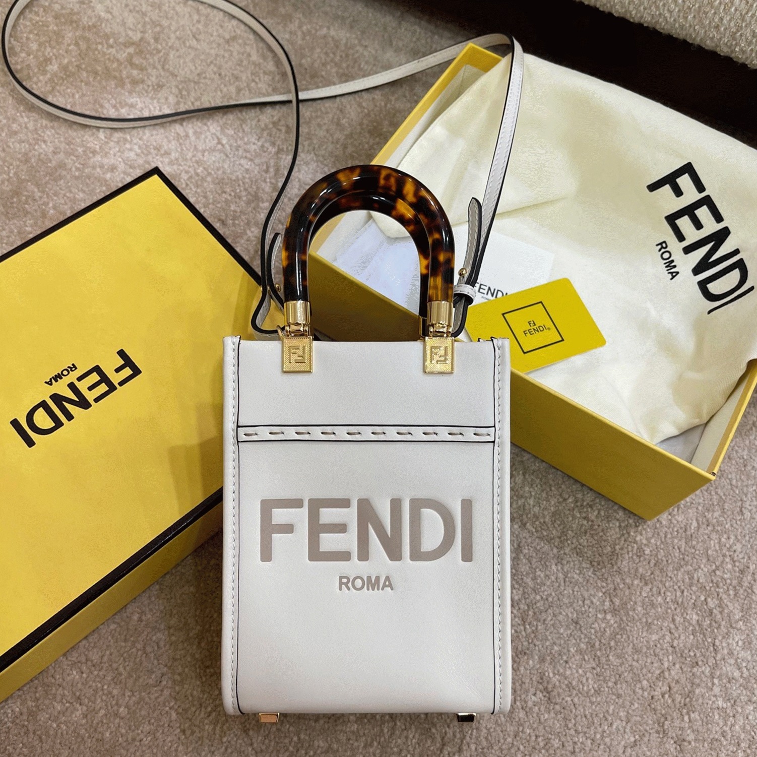 Top Quality Replica F**di Mini Sunshine Shopper Bag In White Leather