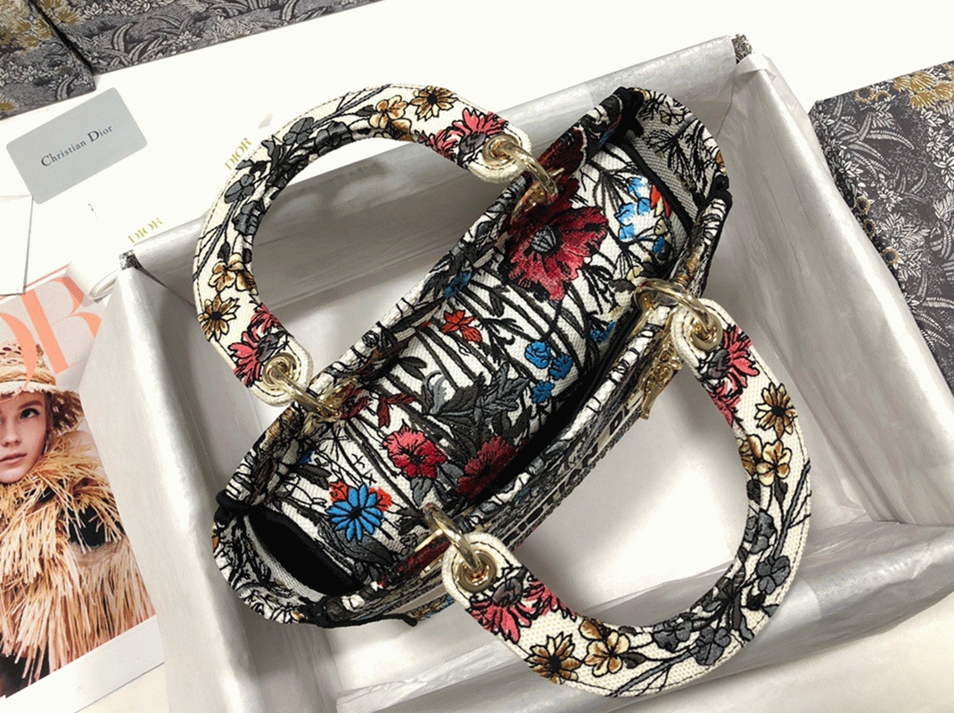 D10r Lady D-Lite Medium Bag Faux in Mille Fleurs Embroidery