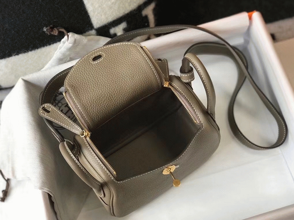 Replica H**me5 Lindy Mini handbag in taupe color