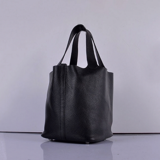 Black knockoff H**me5 Picotin Lock handbag