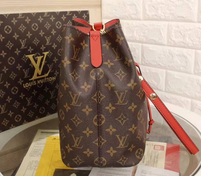 L0vis Vvtt0n Monogram Canvas NeoNoe MM Bag In Coquelicot