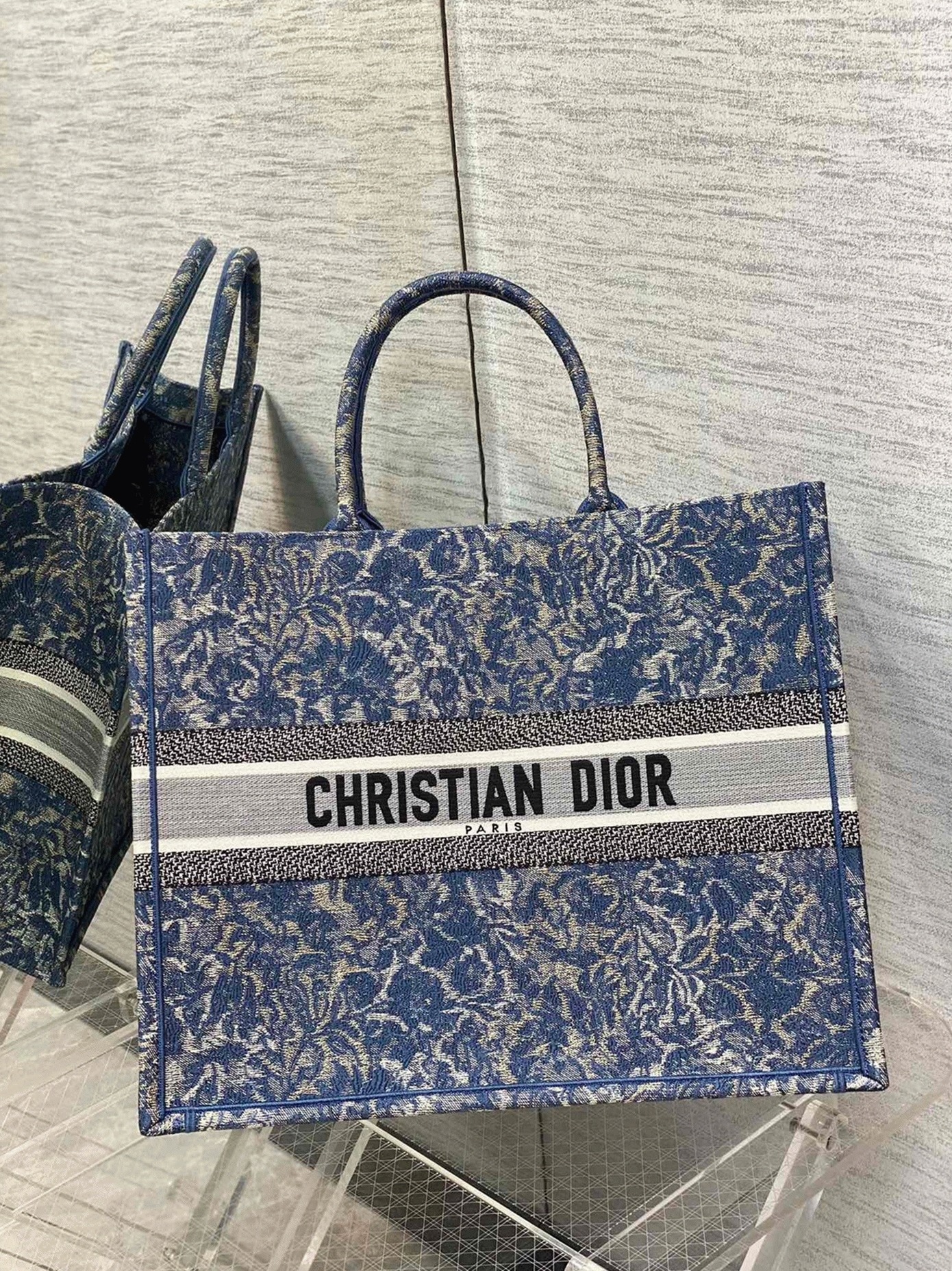 d10r large book tote bag replica in blue brocart De*1m-effect embroidery