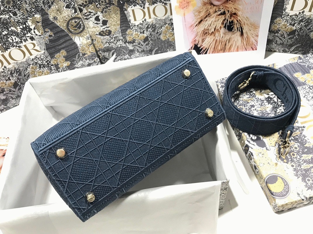 D10r Lady D-Lite Medium Bag Fake in Blue Cannage Embroidered Canvas