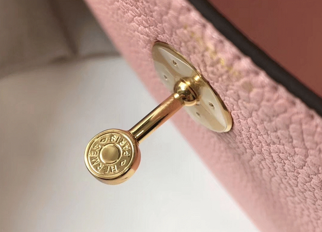 Knockoff H**me5 Lindy 30cm bag in pink color