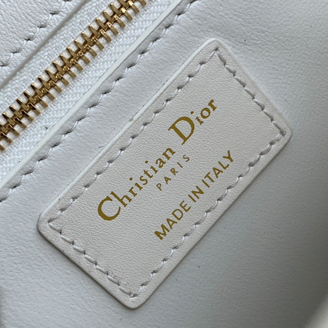 D10r 30 Montaigne Medium Bag Fake in White Box Calfskin