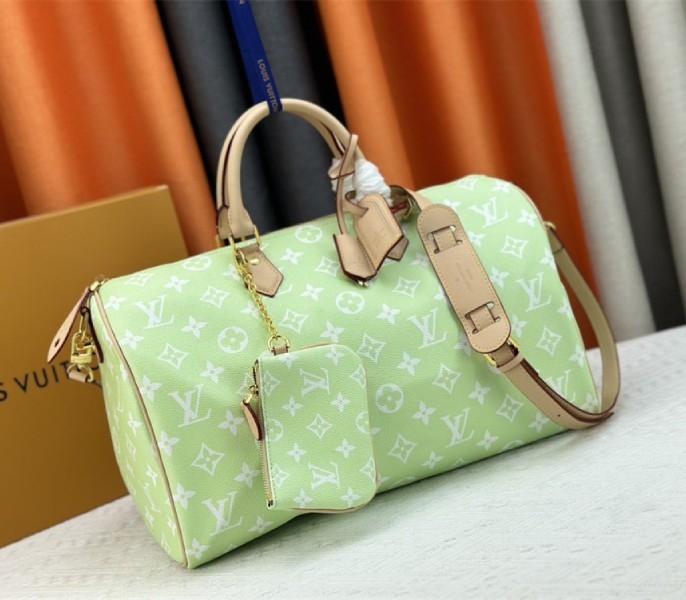 L0vis Vvtt0n Speedy P9 Bandouliere 40 Bag In Light Green