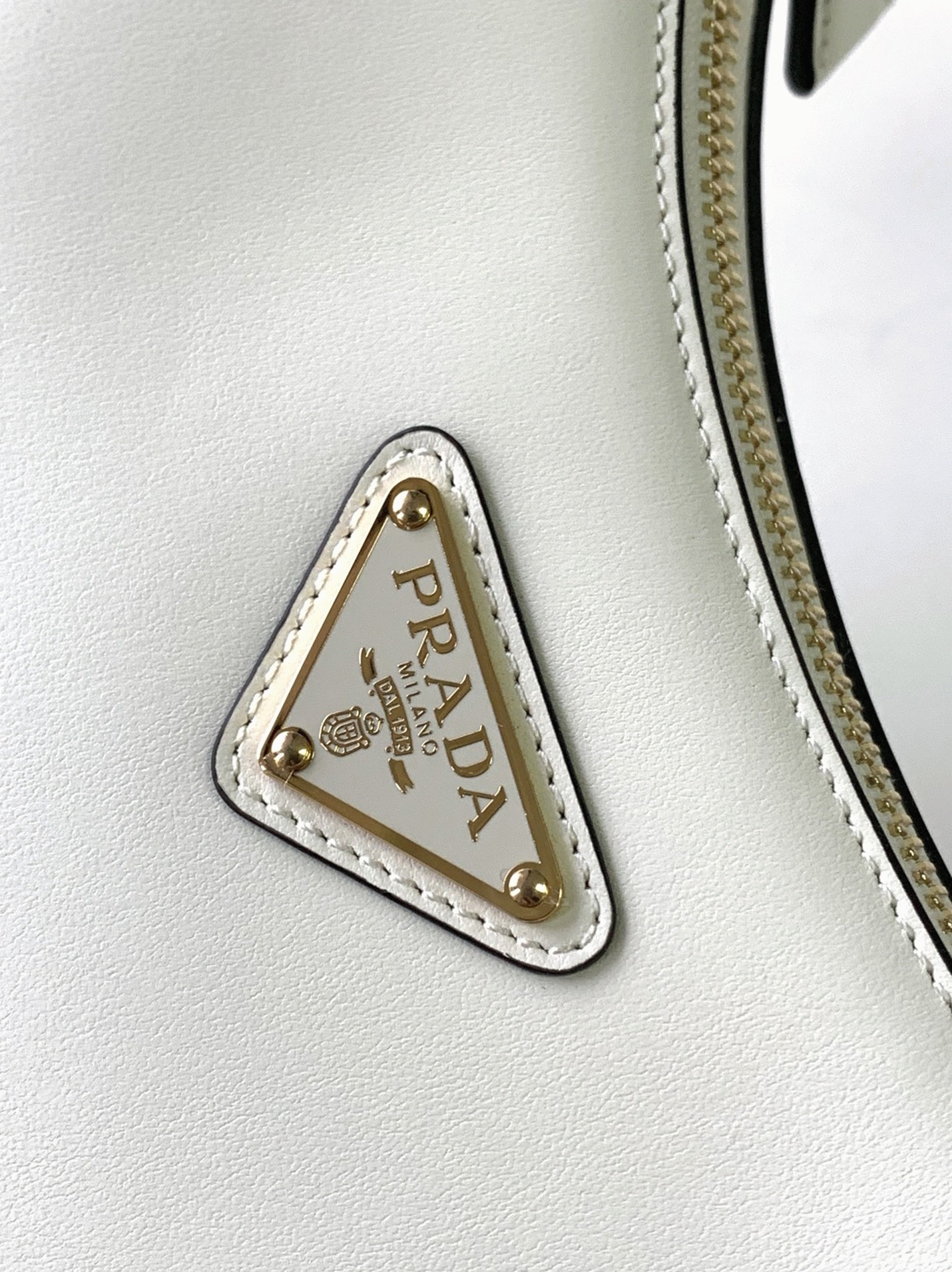 White Pra*a Arque Shoulder Bag Knockoff