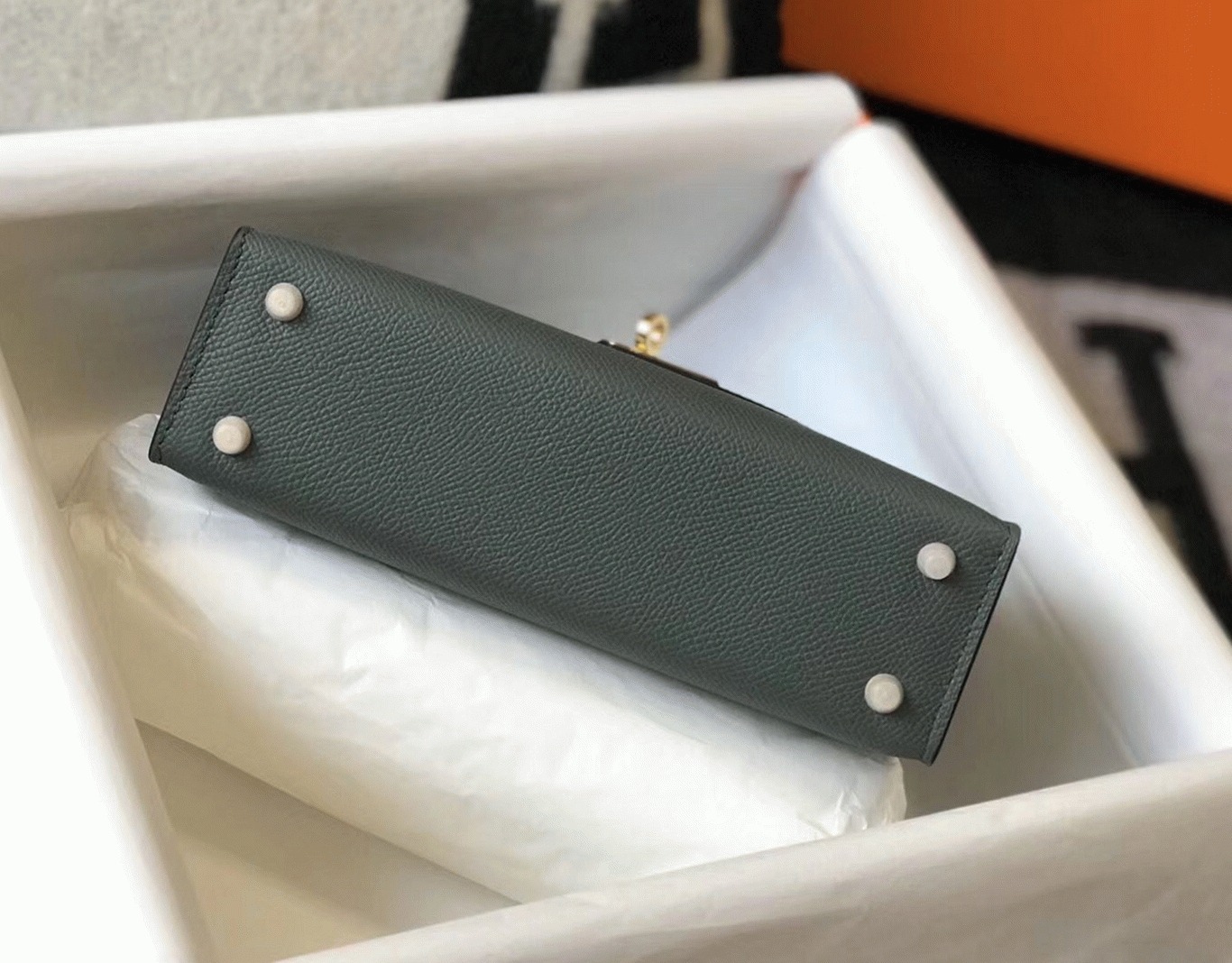 H**me5 Kelly Mini II Bag Fake in Vert Amand