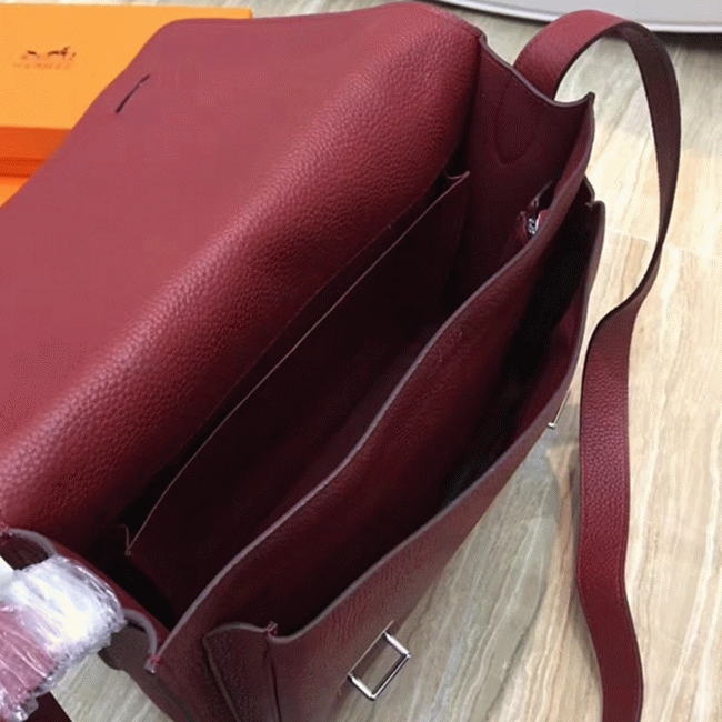 Ruby Fake Designer H**me5 Steve Messenger Bag