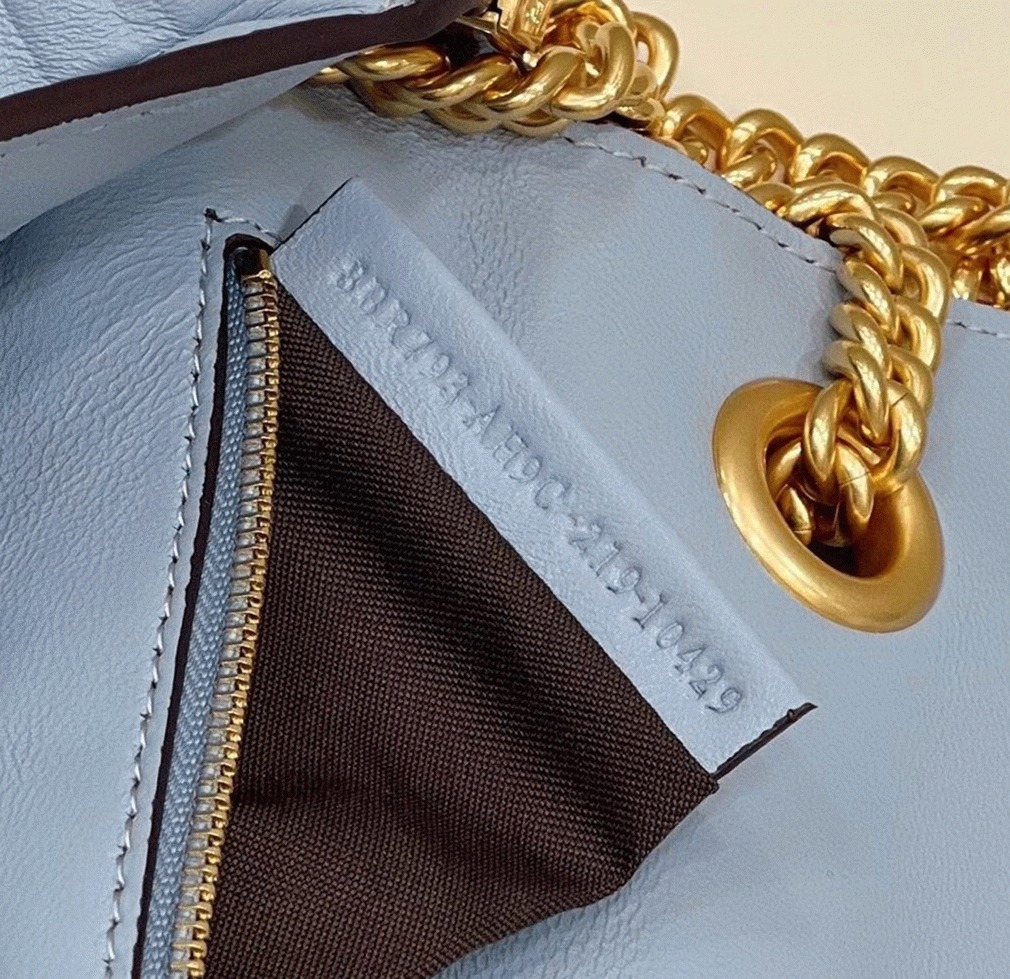 Top Quality Replica F**di Baguette Chain Midi Bag In Blue