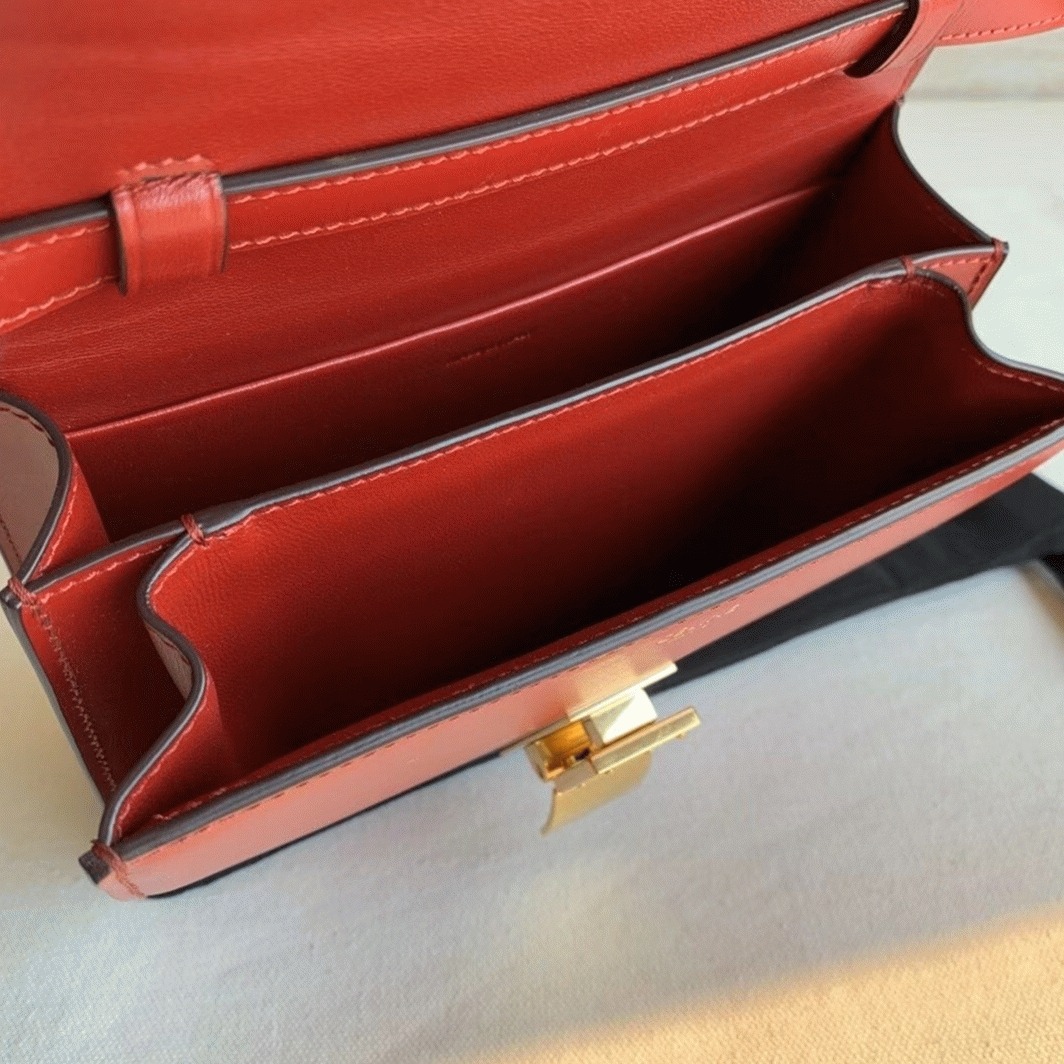Top Quality Fake Ce1i*e Classic Box Teen Bag In Red