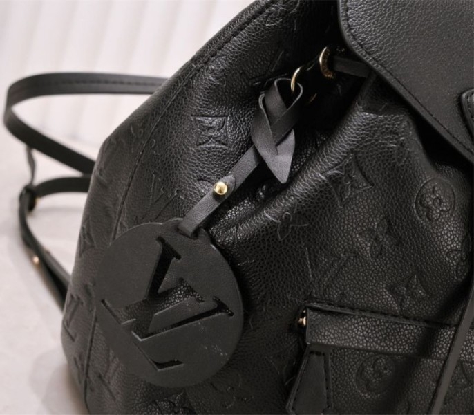 L0vis Vvtt0n Monogram Empreinte Leather Montsouris PM Backpack In Black