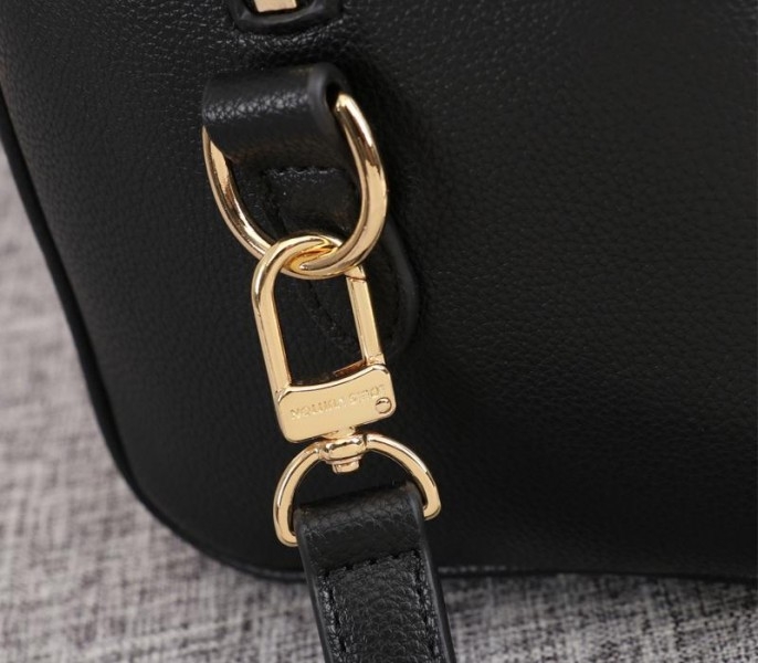 L0vis Vvtt0n Bicolor Monogram Empreinte Leather Speedy Bandouliere 25 Handbag In Black And Lilac