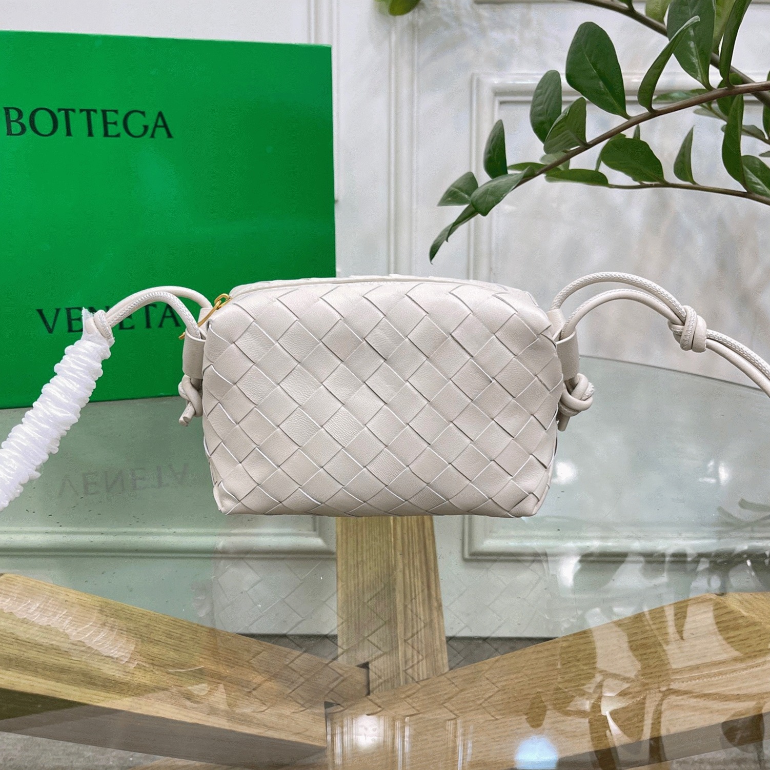 Replica B0tt*ga Ven*ta Loop Mini Bag White