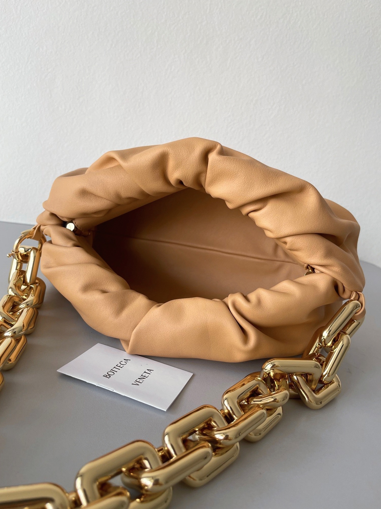 Fake B0tt*ga Ven*ta The Chain Pouch Bag Almond