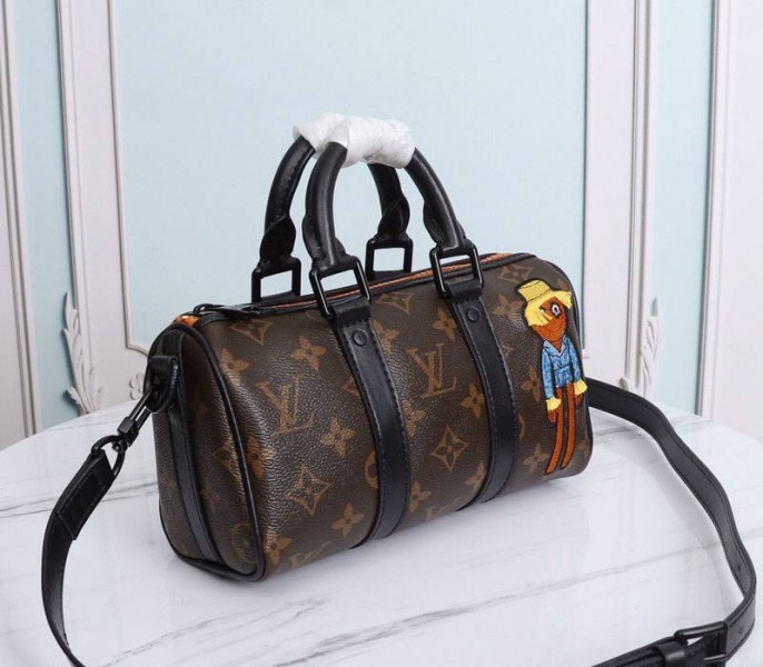 L0vis Vvtt0n Monogram Canvas Mens Zoooom With Friends Nano Keepall Travel Bag