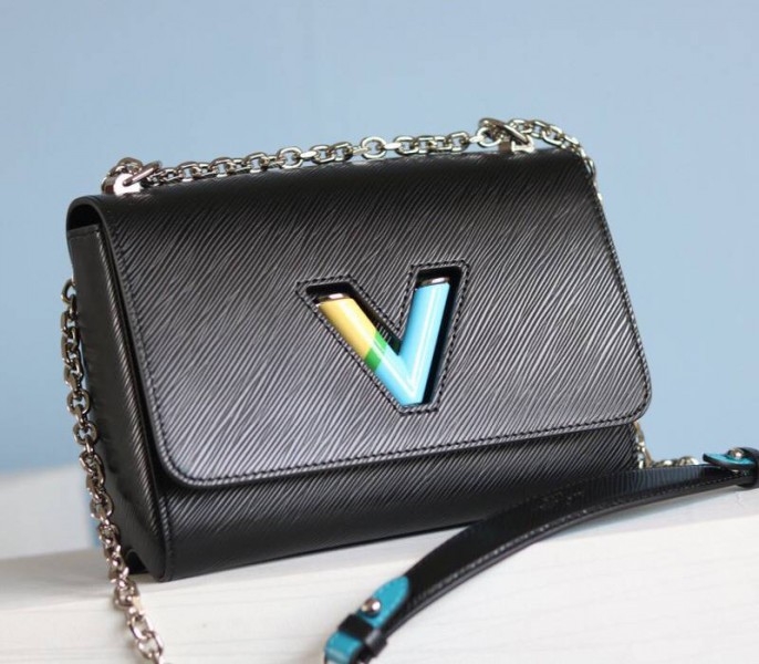 L0vis Vvtt0n Epi Leather Twist MM Limited Edition Bag In Black