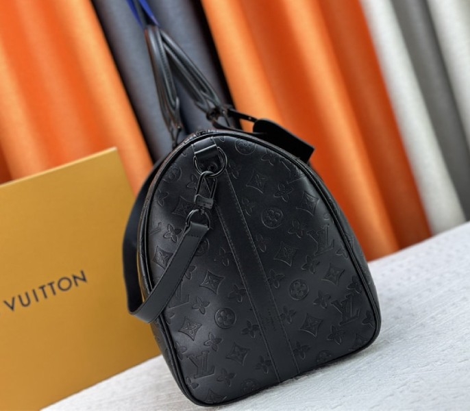 L0vis Vvtt0n Monogram Shadow Leather Keepall Bandouliere 50 In Black