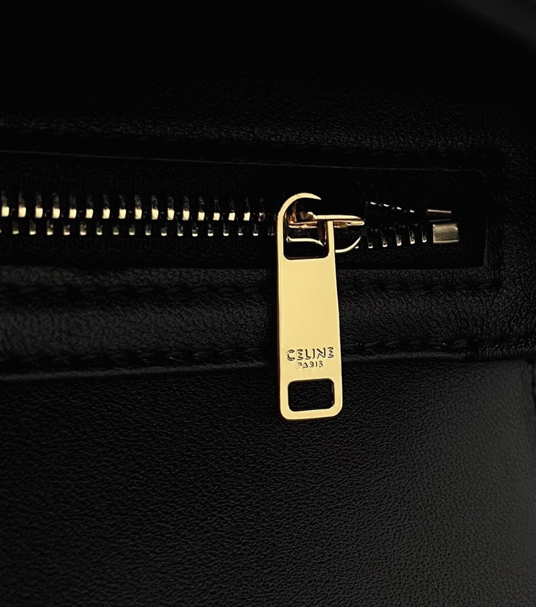 Top Quality Knockoff Ce1i*e Triomphe Teen Bag In Black