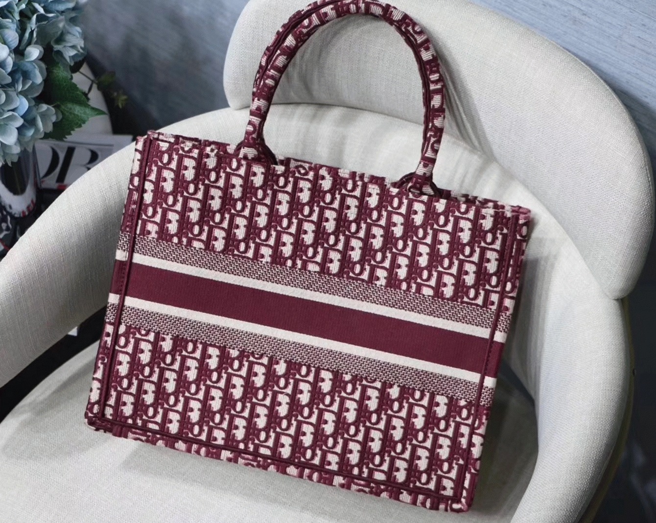 D10r Medium Book Tote Bag Fake in Bordeaux D10r Oblique Embroidery