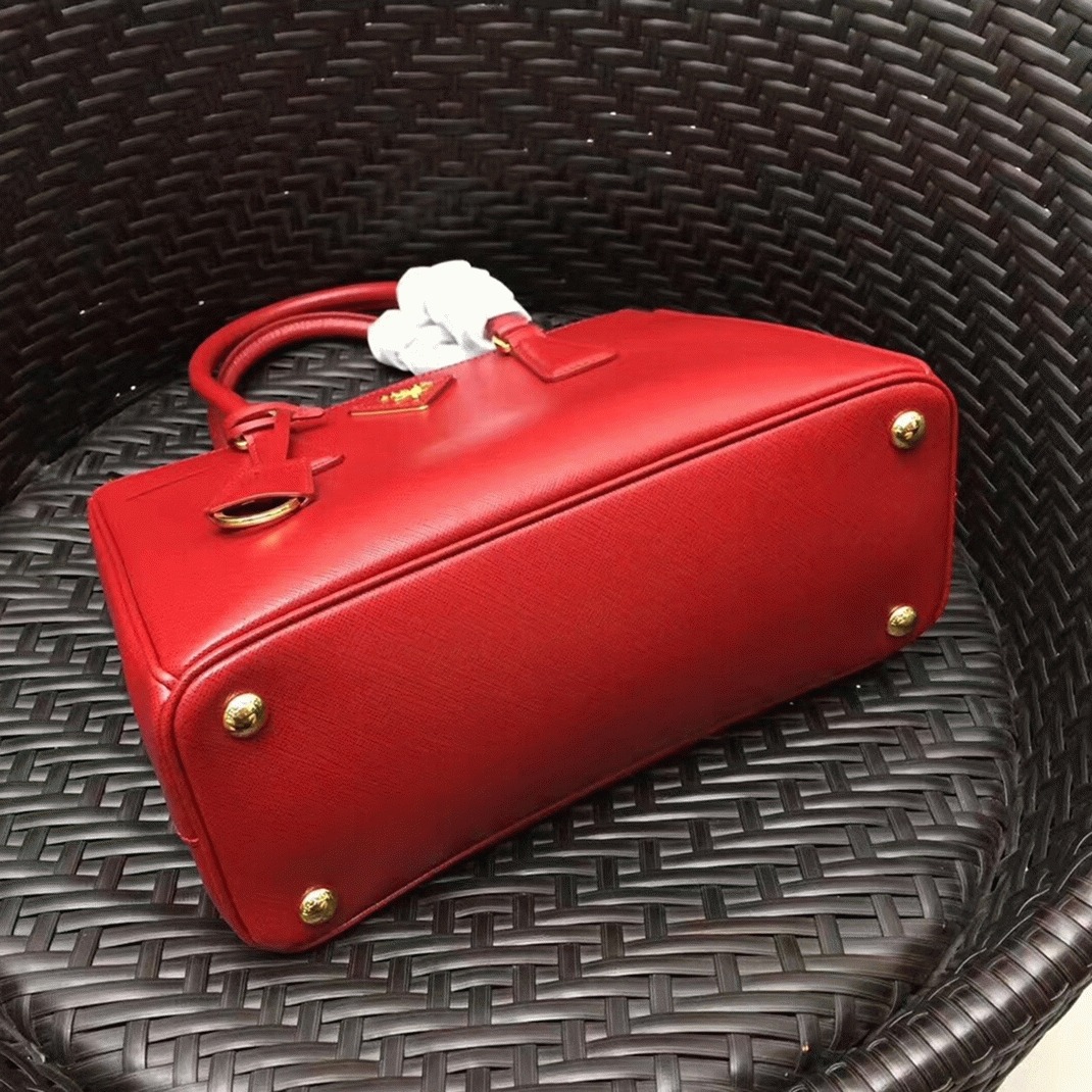 Red Pra*a Galleria Medium Bag Best Replica