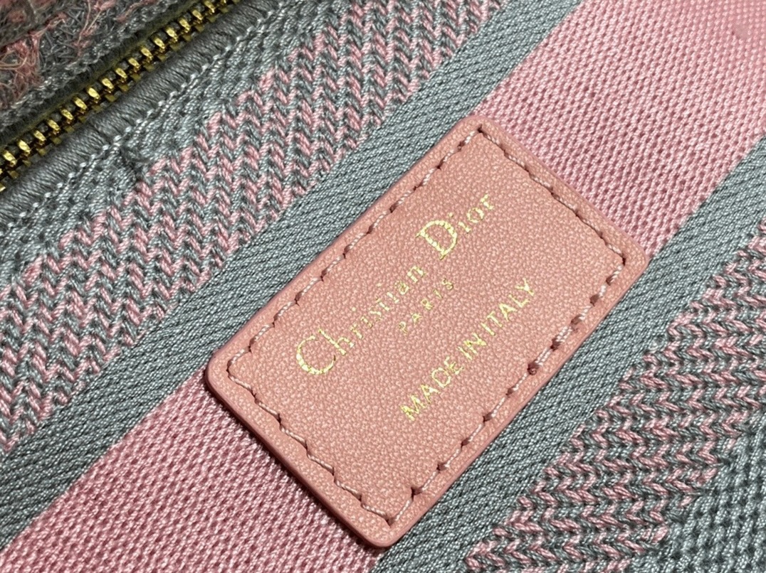 D10r Lady D-Lite Medium Bag Knockoff in Grey and Pink Toile de Jouy Reverse Embroidery
