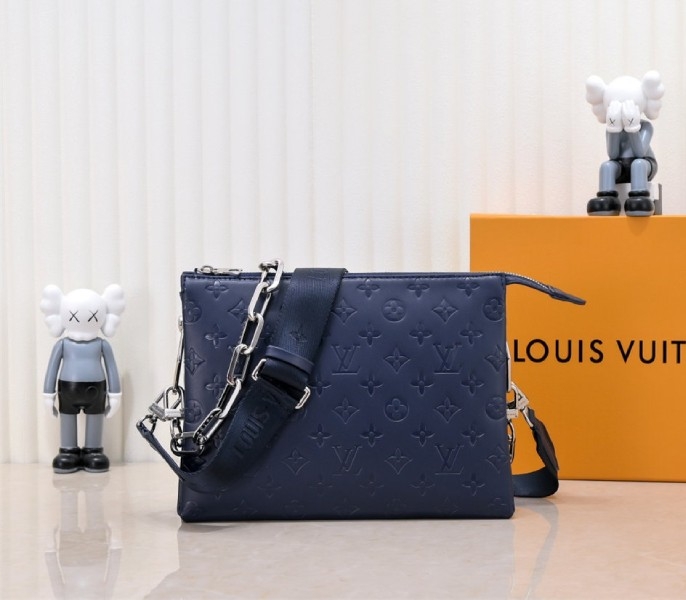 L0vis Vvtt0n Coussin PM Bag In Navy Blue With Jacquard Strap