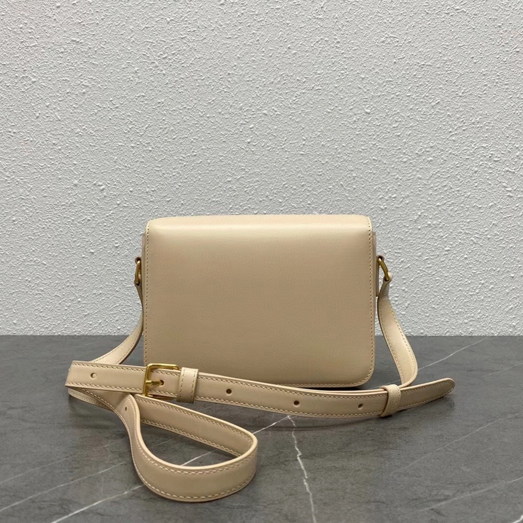 Top Quality Imitation Ce1i*e Triomphe Teen Bag In Nude