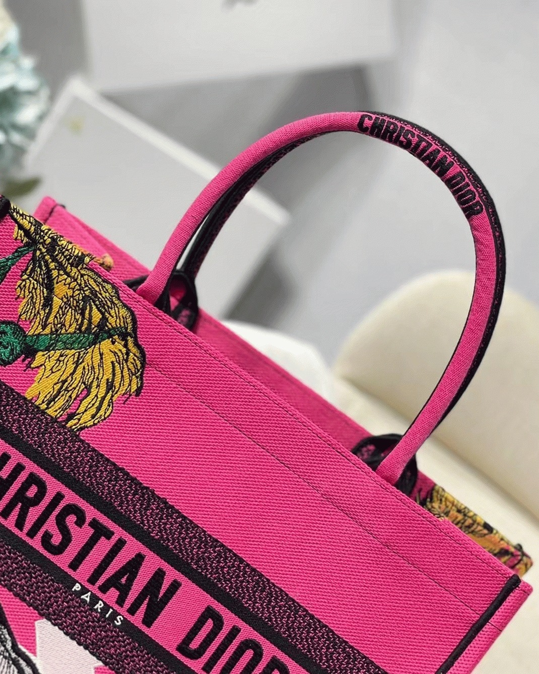 D10r Medium Book Tote Bag Replica in Toile de Jouy Zoom Pop Embroidery