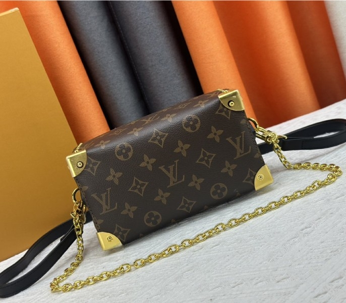 L0vis Vvtt0n Monogram Canvas Cruise 2025 Speedy 20 Trunk Bag In Black