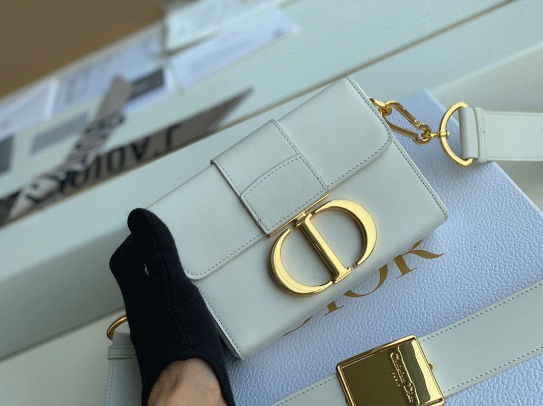 D10r 30 Montaigne Box Bag Knockoff in White Box Calfskin