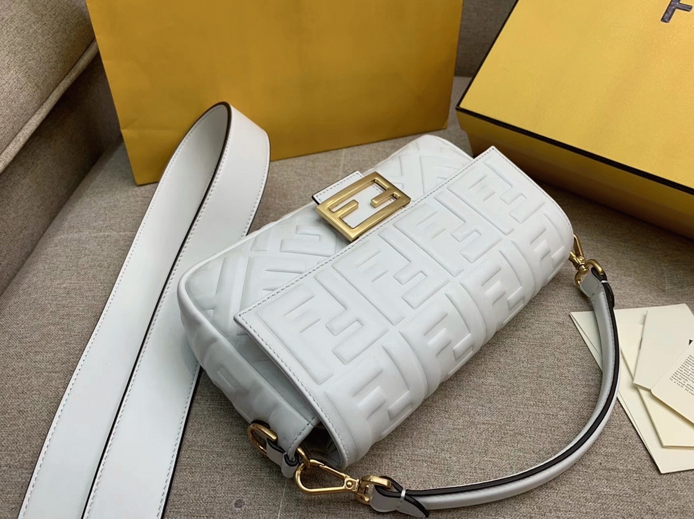 Top Quality Knockoff F**di Medium Baguette Bag In White FF