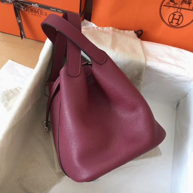 Ruby fake H**me5 Picotin Lock 18cm handbag