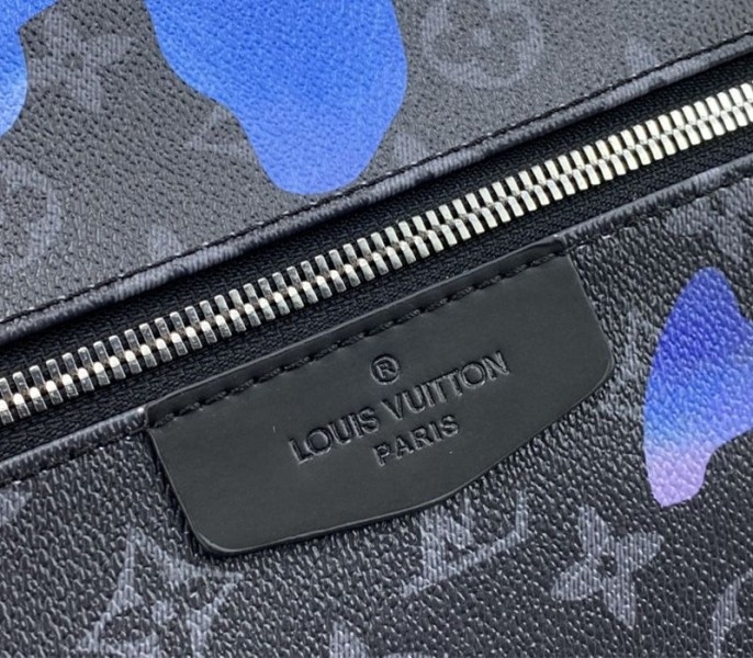 L0vis Vvtt0n Monogram Eclipse Discovery Backpack In Blue Sunrise