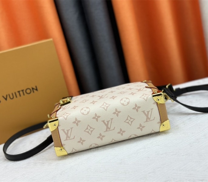 L0vis Vvtt0n Monogram Dune Canvas Side Trunk MM
