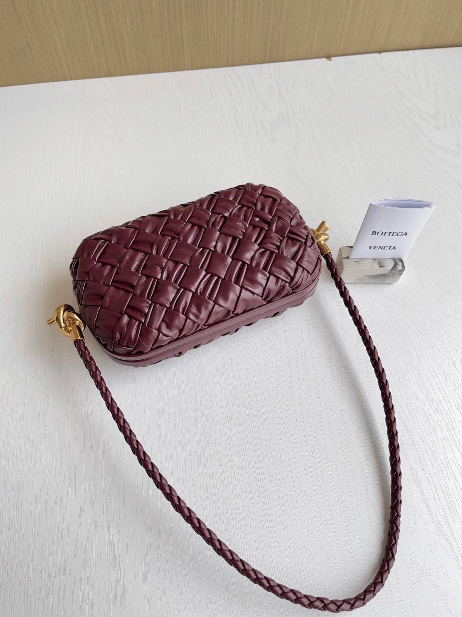 Fake B0tt*ga Ven*ta Knot Minaudiere On Strap Barolo Foulard Intreccio