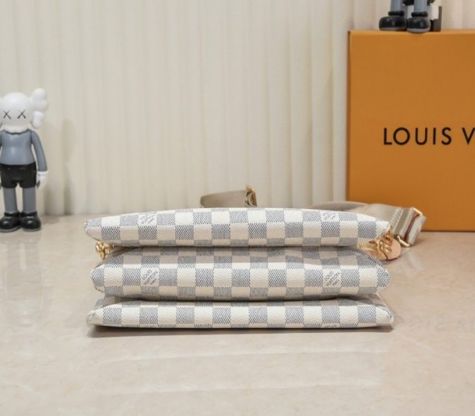 L0vis Vvtt0n Damier Azur Coussin PM Bag With Jacquard Strap