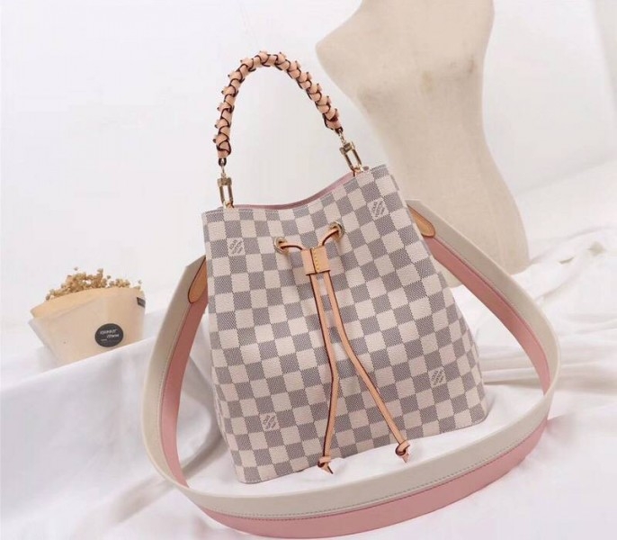 L0vis Vvtt0n Damier Azur NeoNoe MM Bag