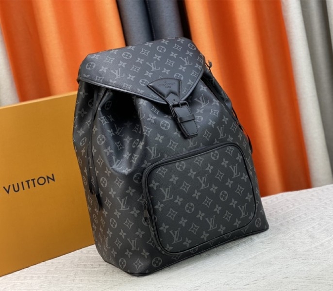 L0vis Vvtt0n Monogram Eclipse Montsouris Backpack