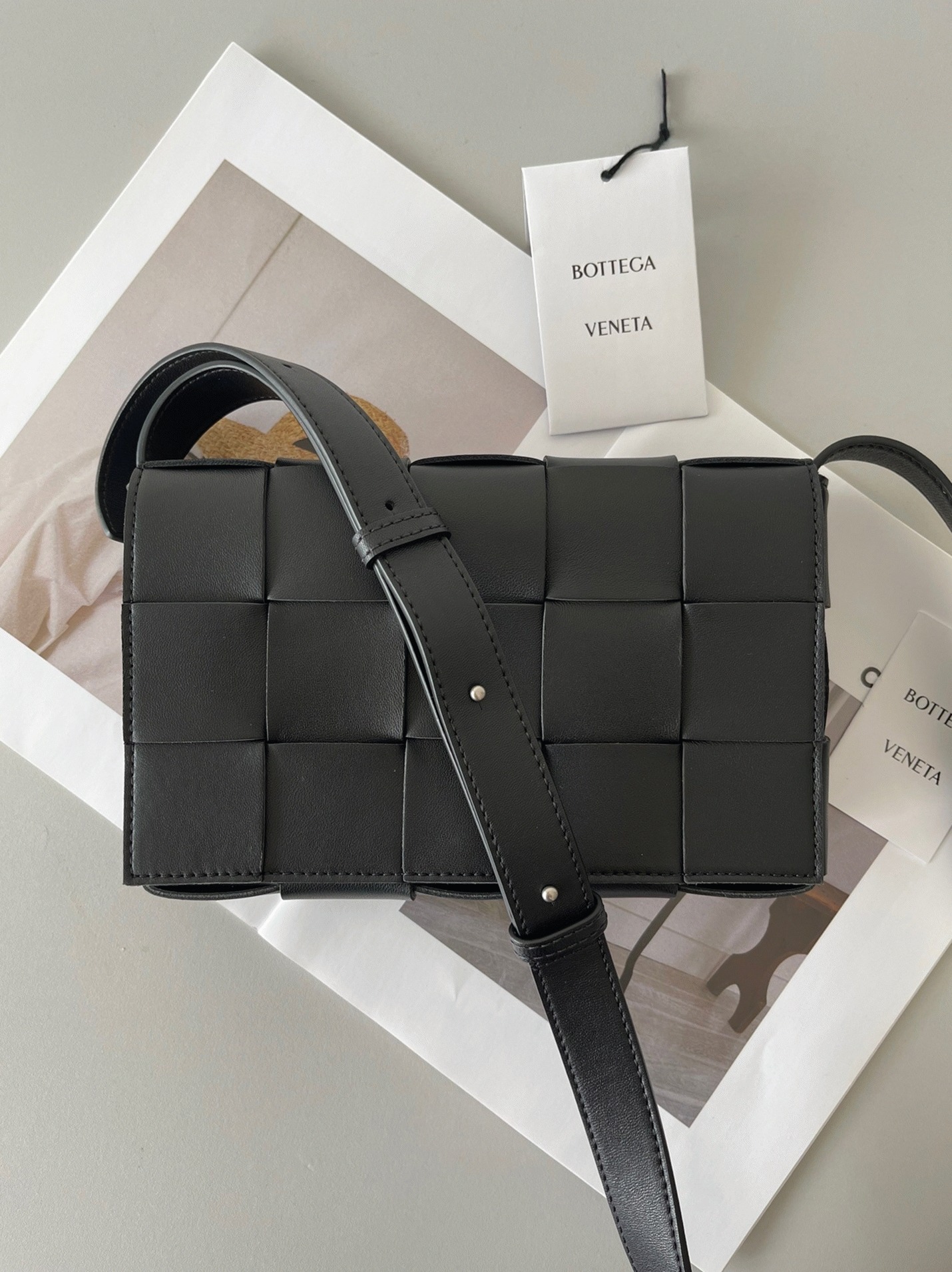 Top Quality Faux B0tt*ga Ven*ta Cassette Bag In Black
