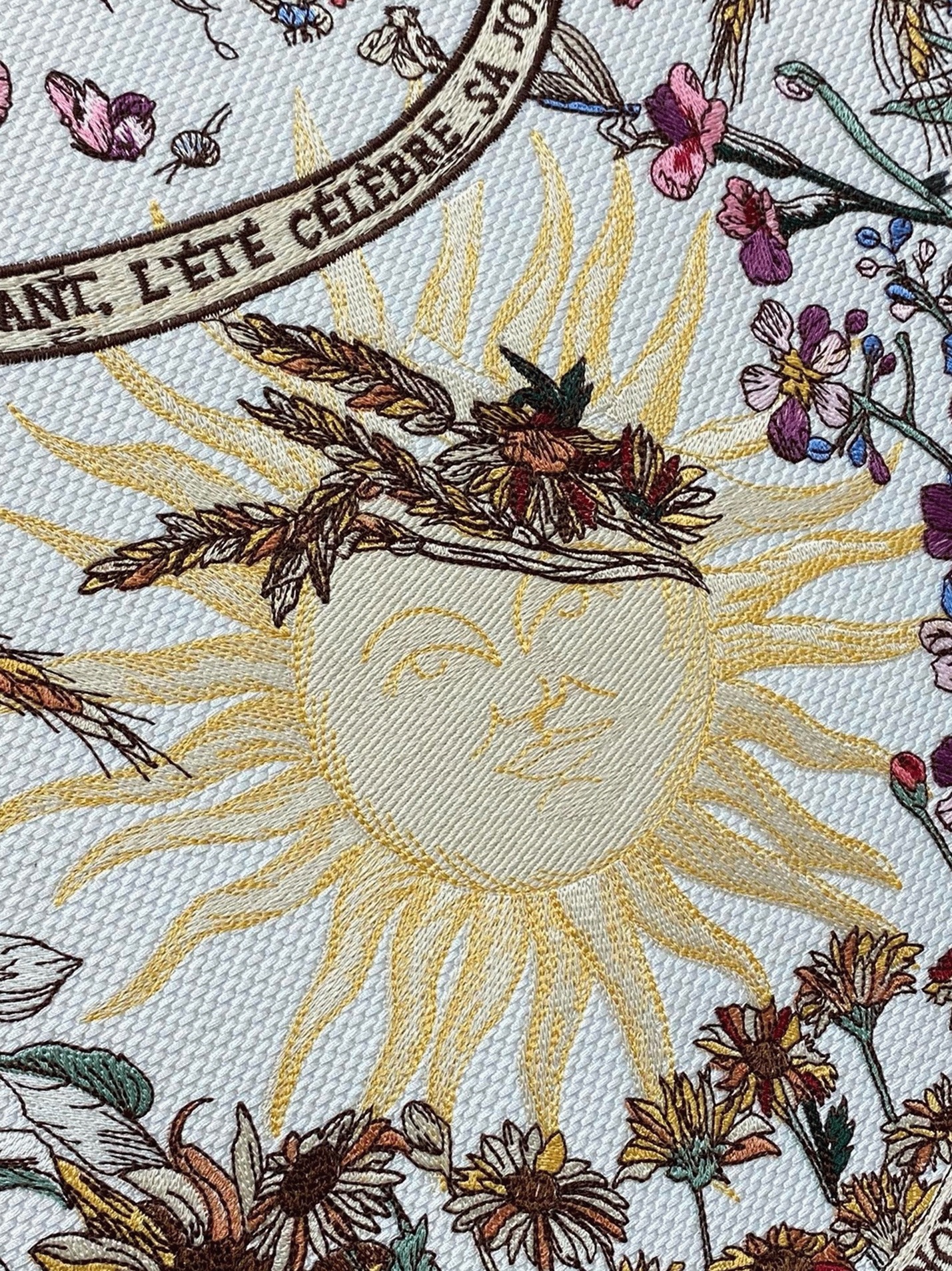 D10r Large Book Tote Bag Replica in D10r 4 Saisons Été Soleil Embroidery