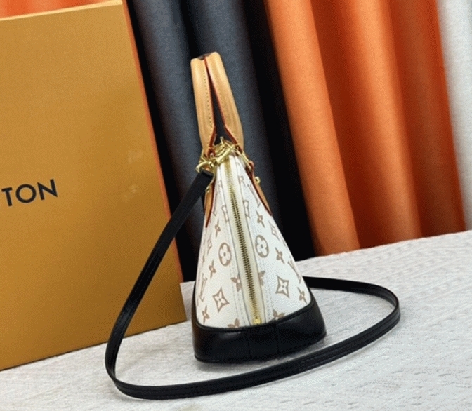 L0vis Vvtt0n Monogram Dune Canvas Alma BB Bag