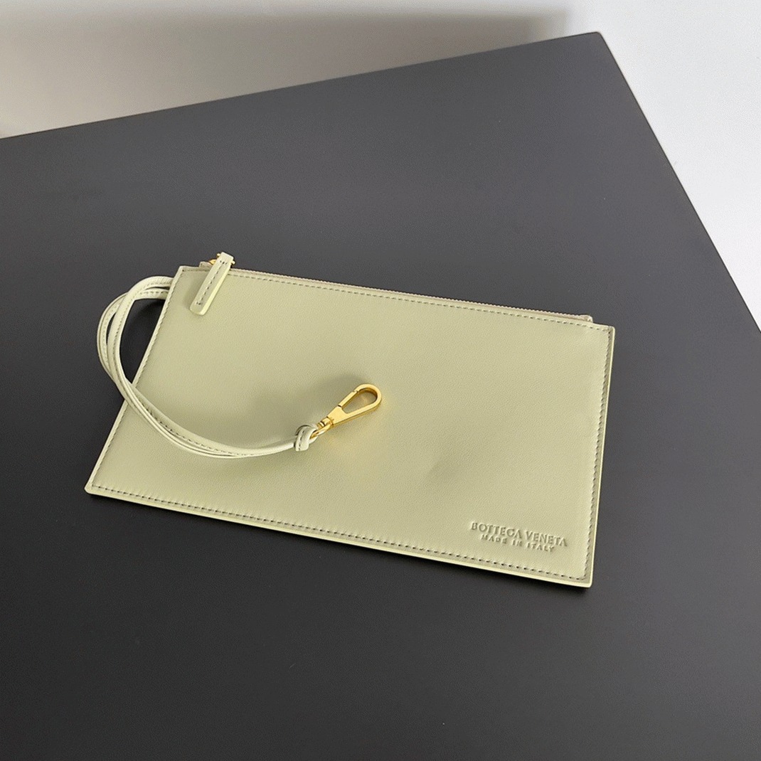Top Quality Replica B0tt*ga Ven*ta Cabat Large Bag In Travertine Intrecciato Lambskin